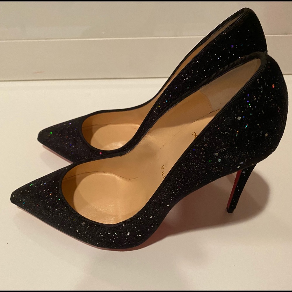 Louboutin Pigalle Follies Velvet stiletto pump